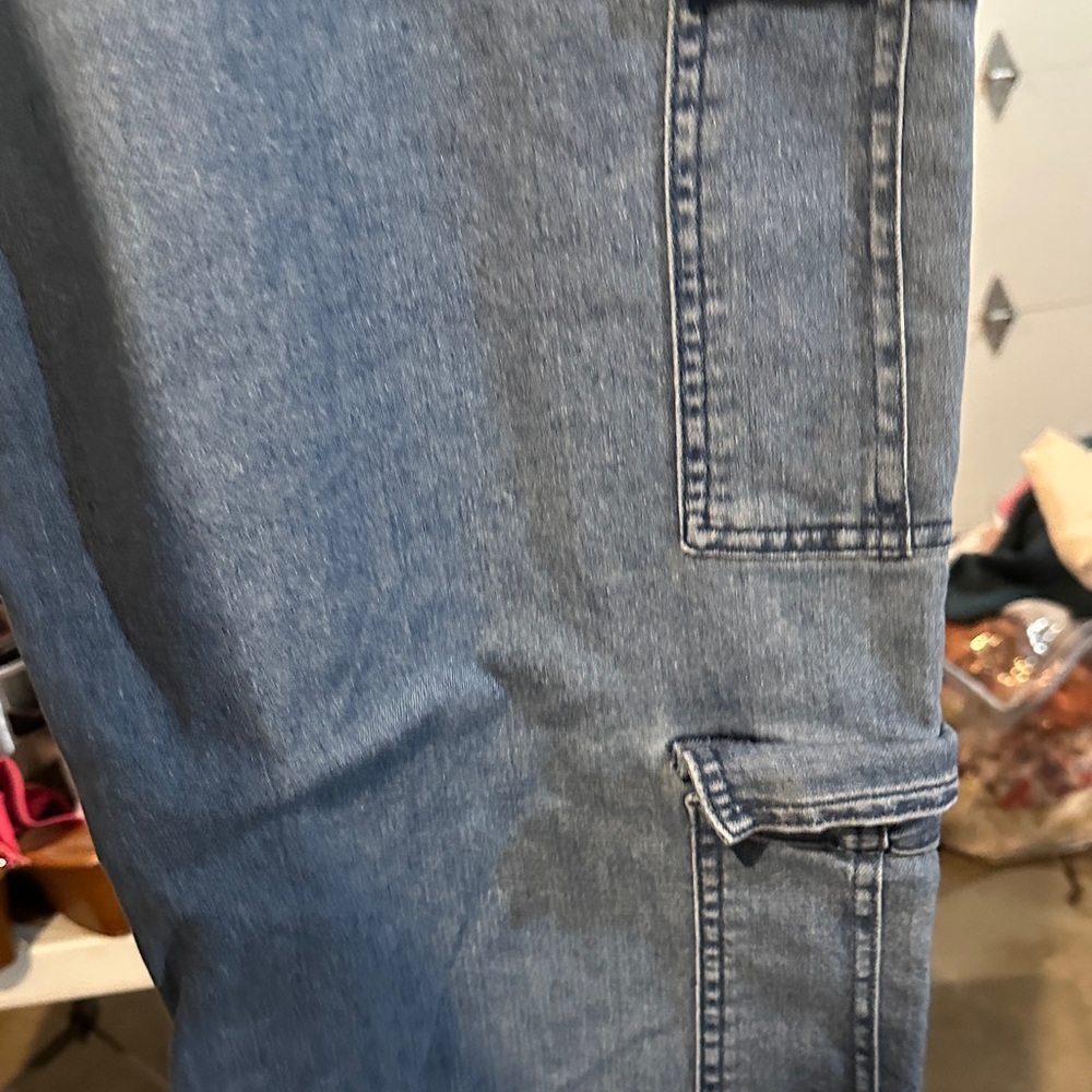 Sofia By Sofia Vergara Light Blue Cargo Jeans - image 7